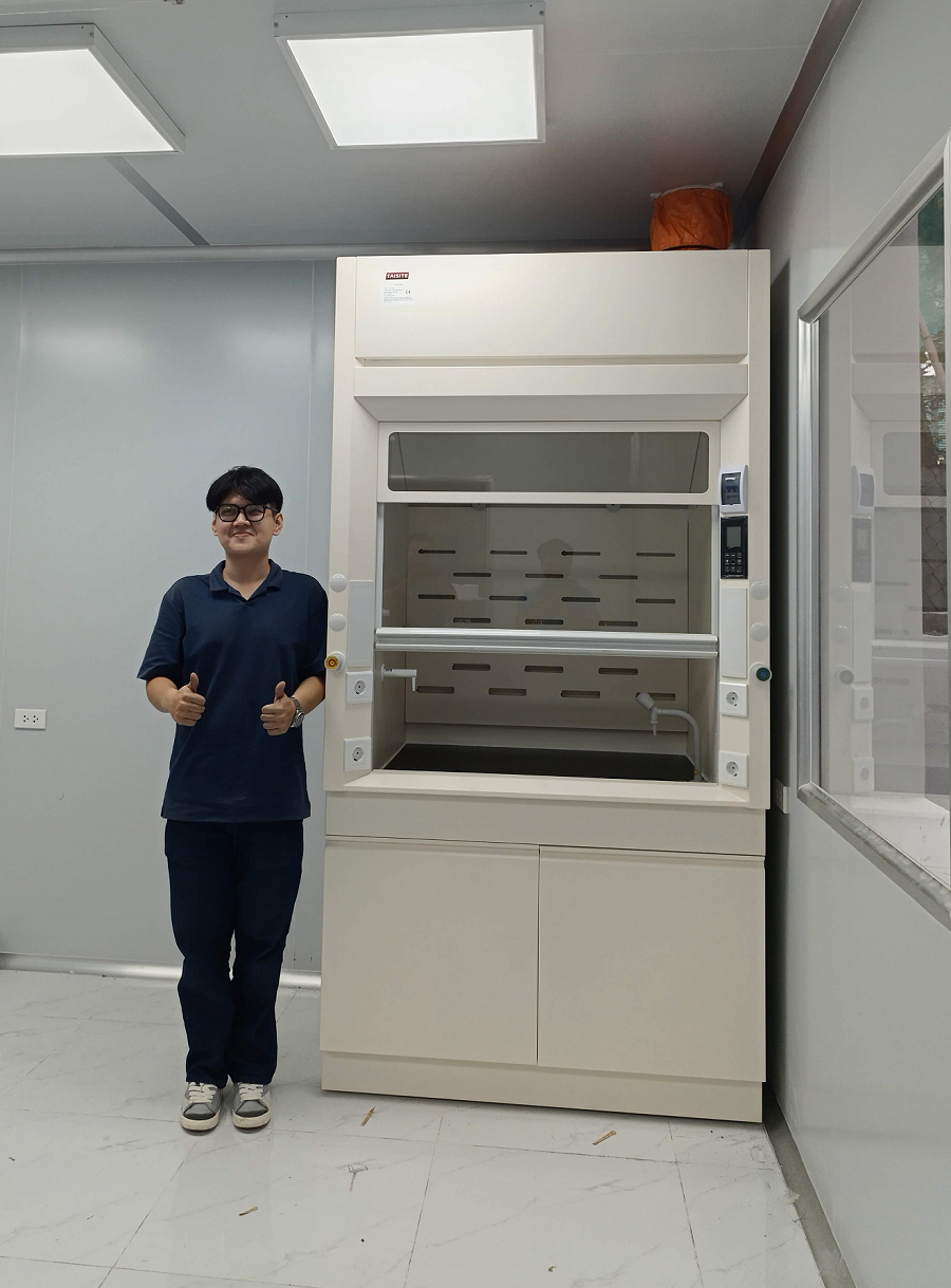 Tủ hút khí độc FHS-1200/ FHS-1500/ FHS-1800 1 Tủ hút khí độc FHS-1200 - Mạnh Hà